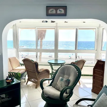 Beachfront 75 Appartement Torrox