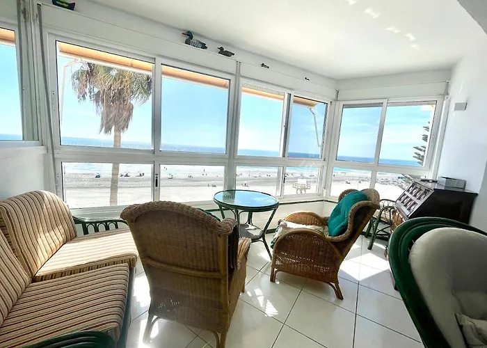 Geysotur Beachfront 75 Torrox
