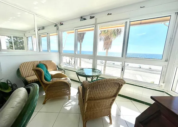 Apartman Geysotur Beachfront 75 *