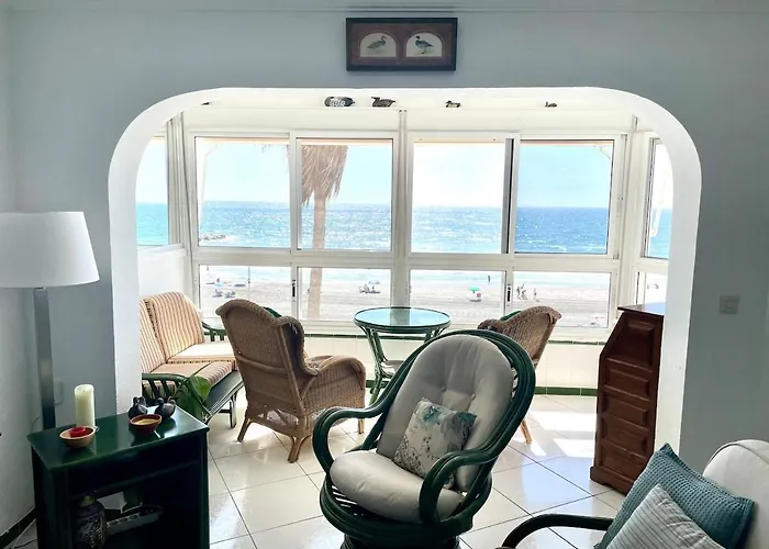 Geysotur Beachfront 75 Apartman Torrox
