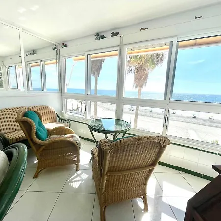 아파트 Geysotur Beachfront 75 *