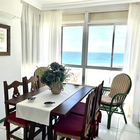 Geysotur Beachfront 75 * 토록스