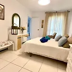 Geysotur Beachfront 75